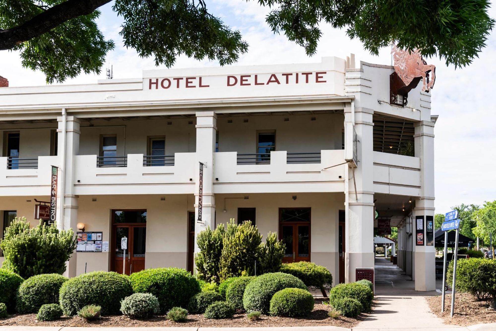 Delatite Hotel Mansfield Eksteriør bilde