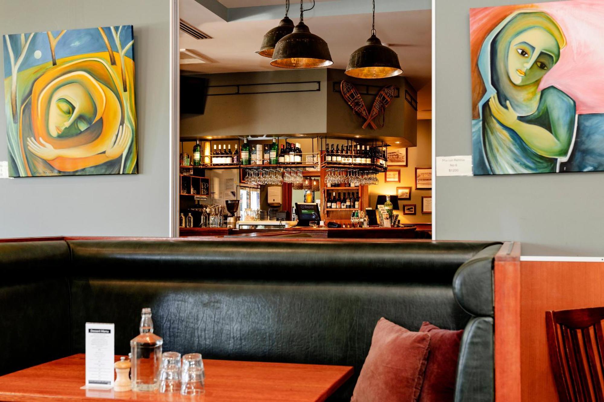 Delatite Hotel Mansfield Eksteriør bilde